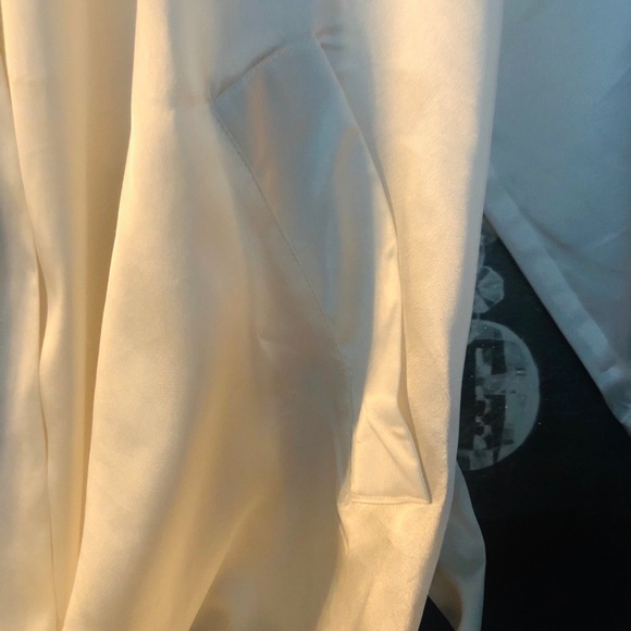 VICTORIA SECRET ROBE - Picture 4 of 6